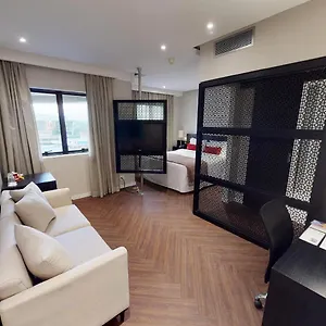 Estanplaza Funchal Faria Lima San Paolo